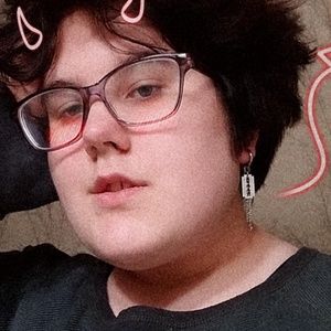 Meet your Posher, Nico